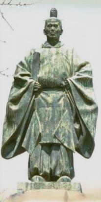 伊豫田与八郎