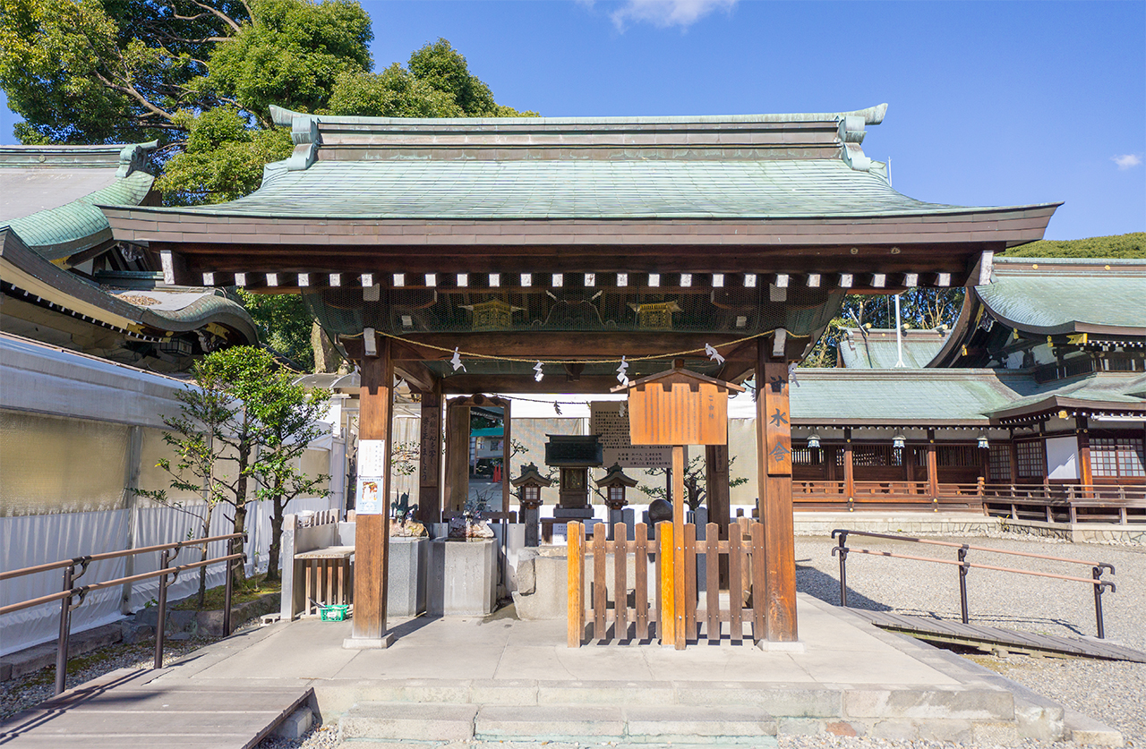 真清田神社 神水舎