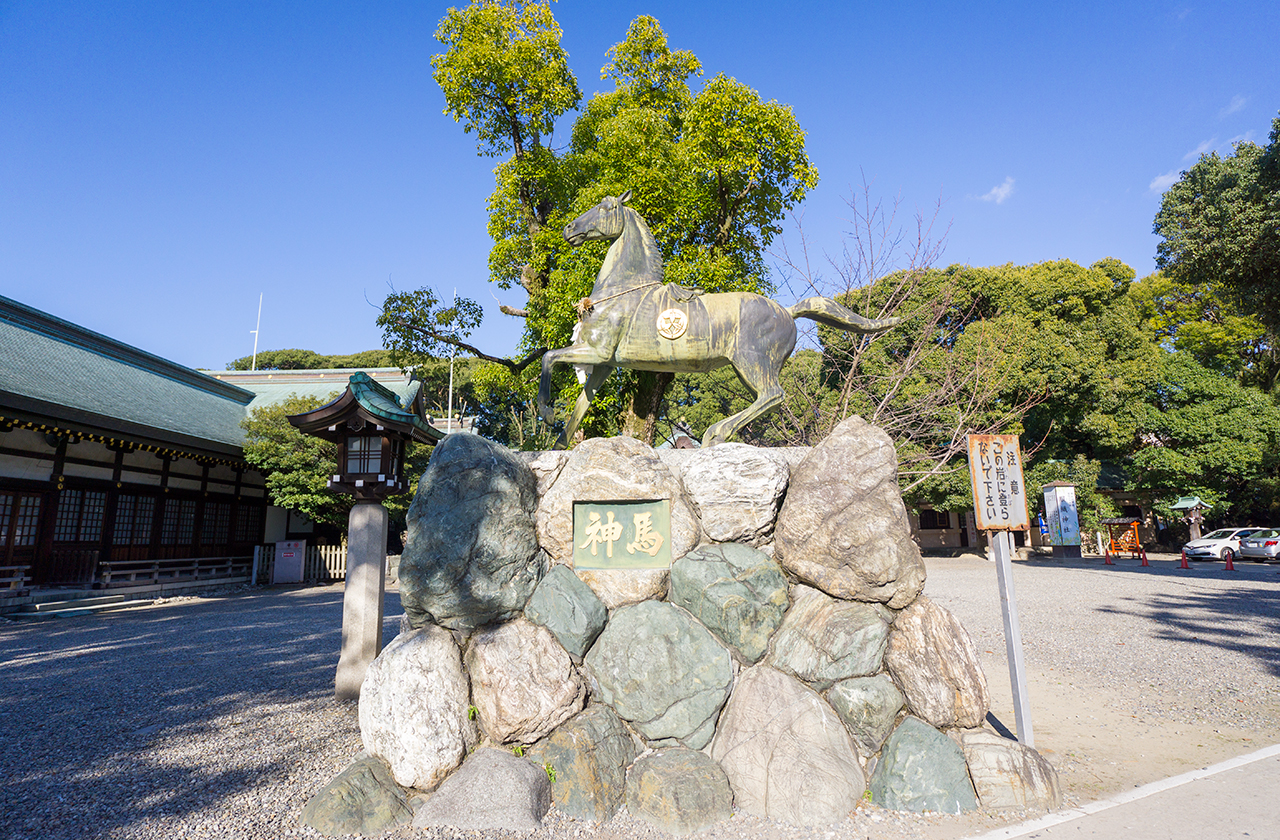 真清田神社 神馬像