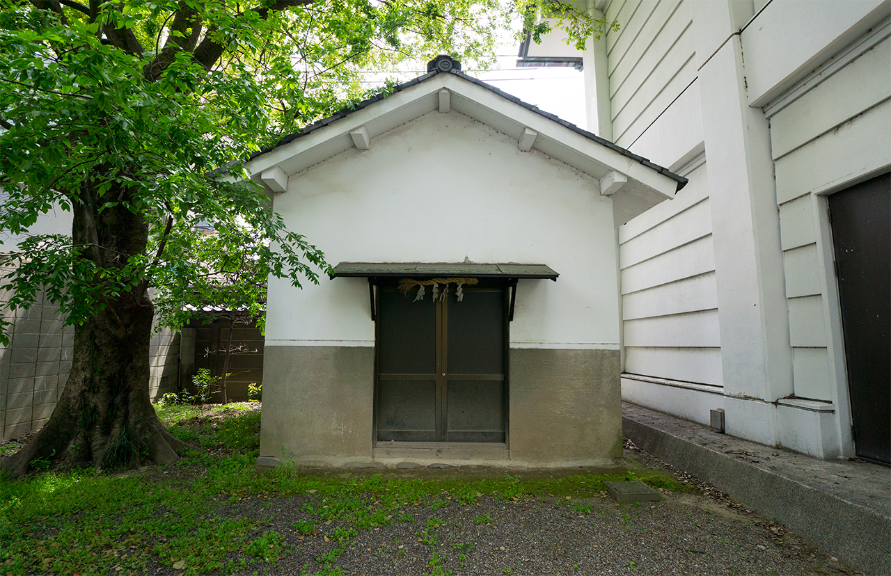 真清田神社 宝物庫