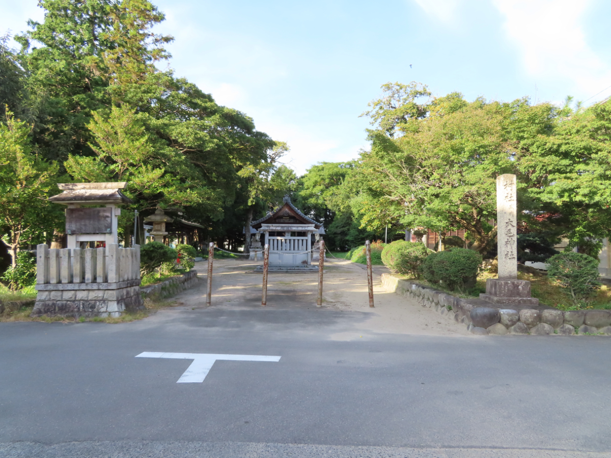 拝殿