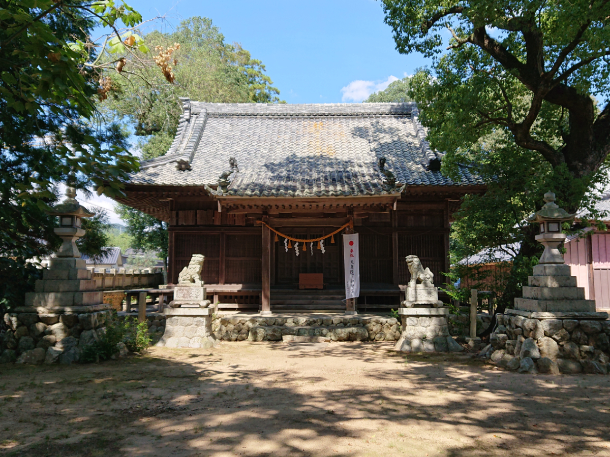 拝殿