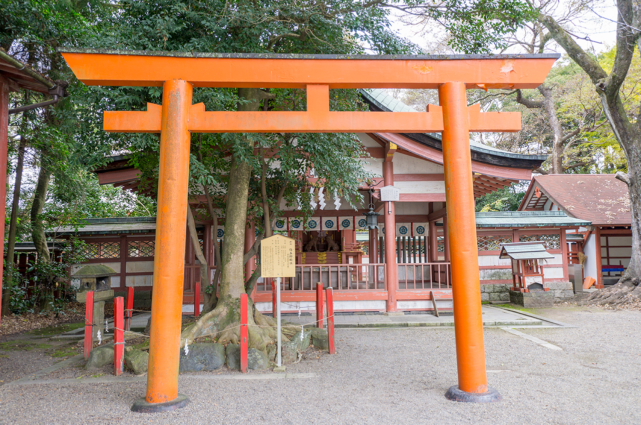 彌五郎殿社 鳥居