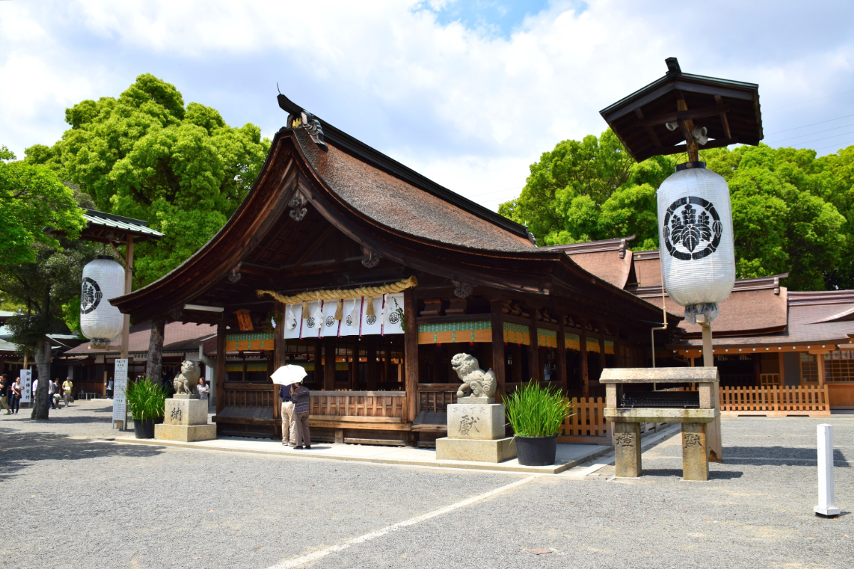 国府宮神社 拝殿