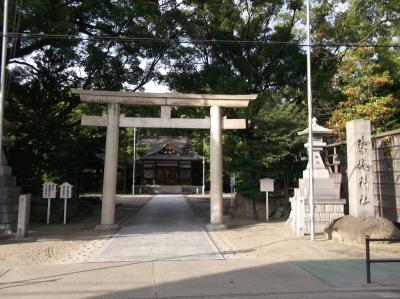 築地神社 鳥居と拝殿