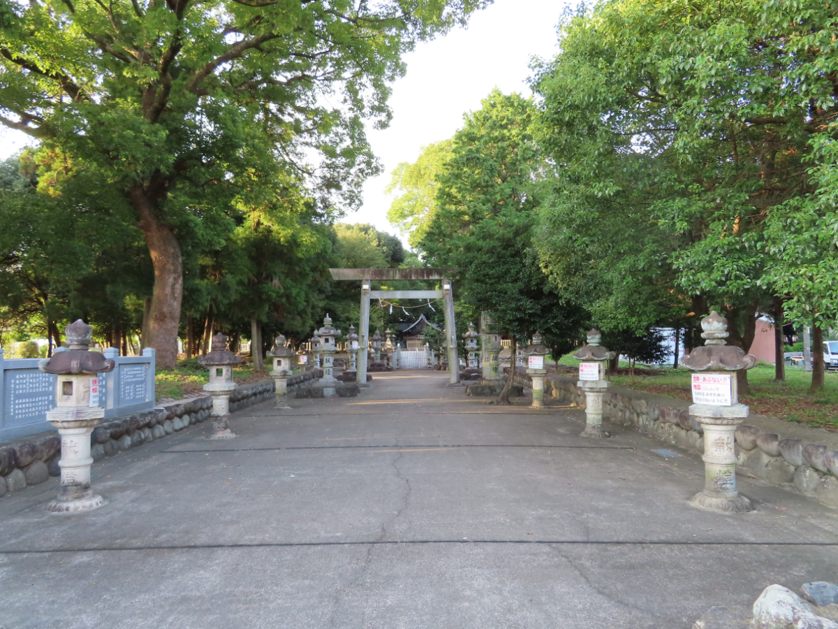 鳥居