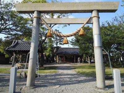 新川神社 鳥居と拝殿