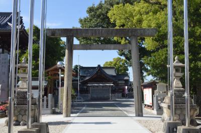 味鋺神社 鳥居と拝殿
