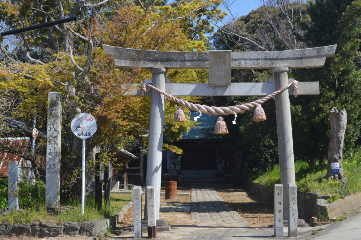 鳥居