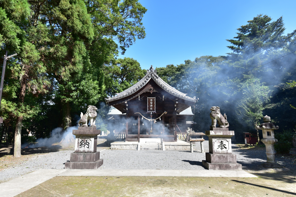 拝殿