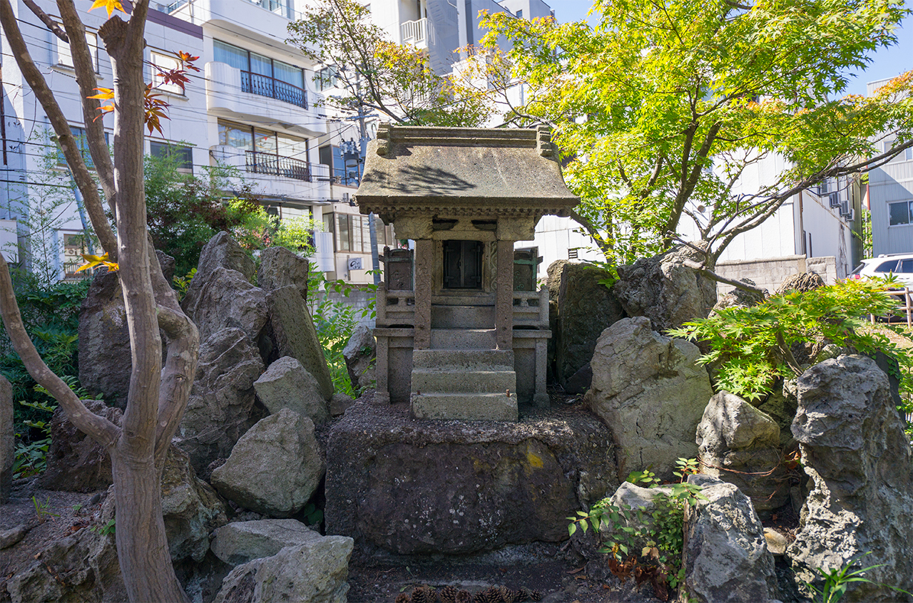 善知鳥神社 弁財天宮 社殿
