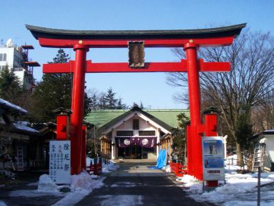 善知鳥神社 鳥居と拝殿