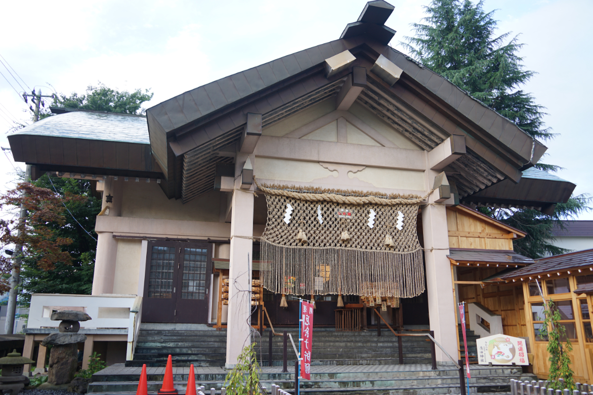 廣田神社 拝殿