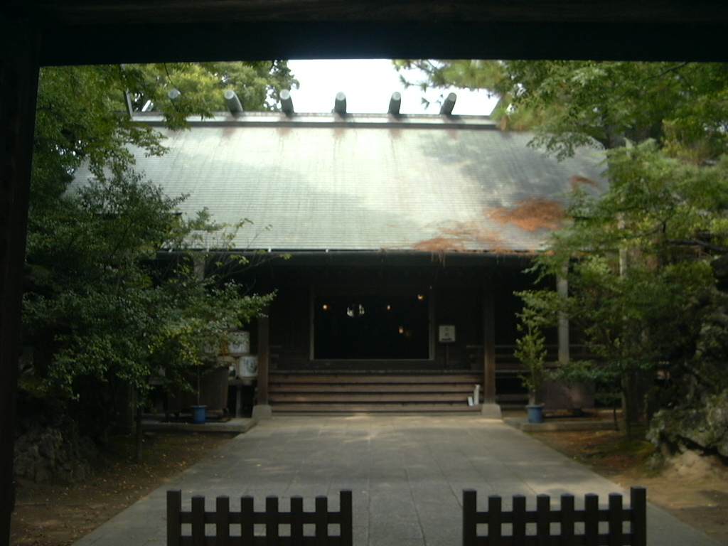 拝殿