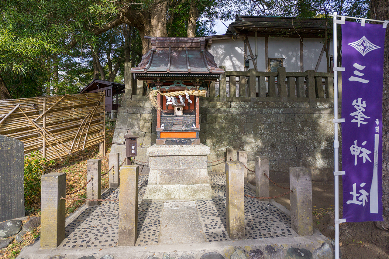 三峯神社 社殿