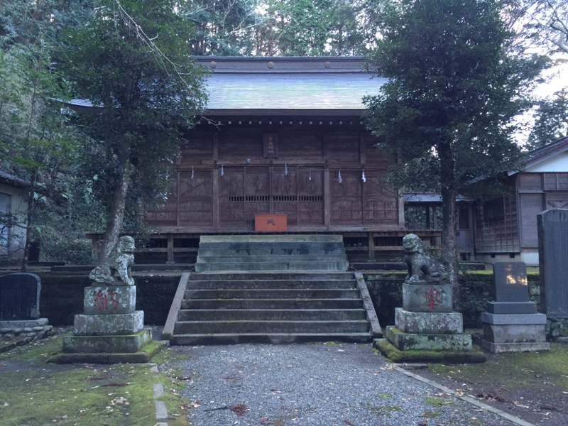 拝殿
