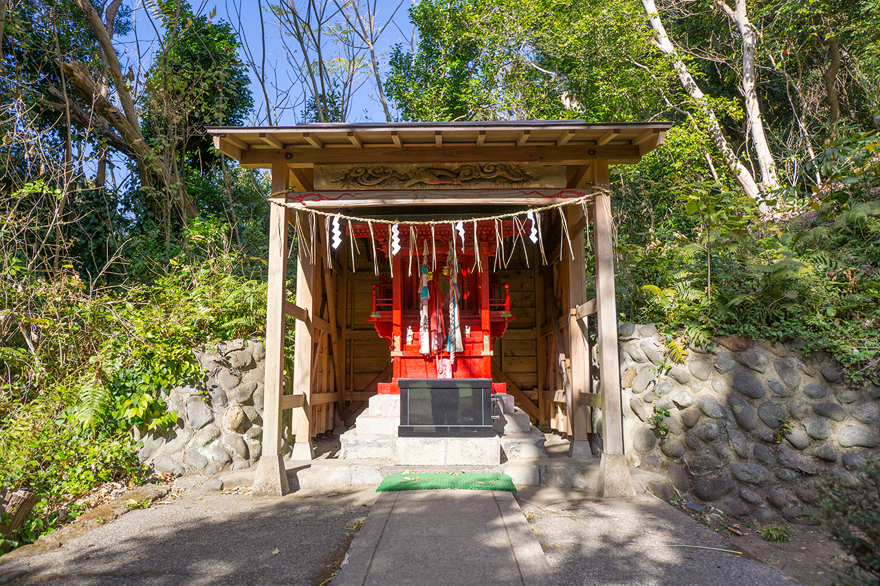 稲荷神社 社殿