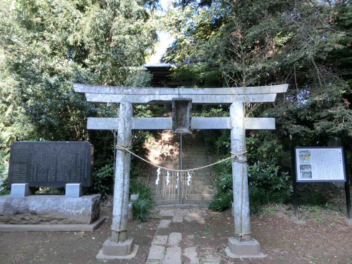 鳥居