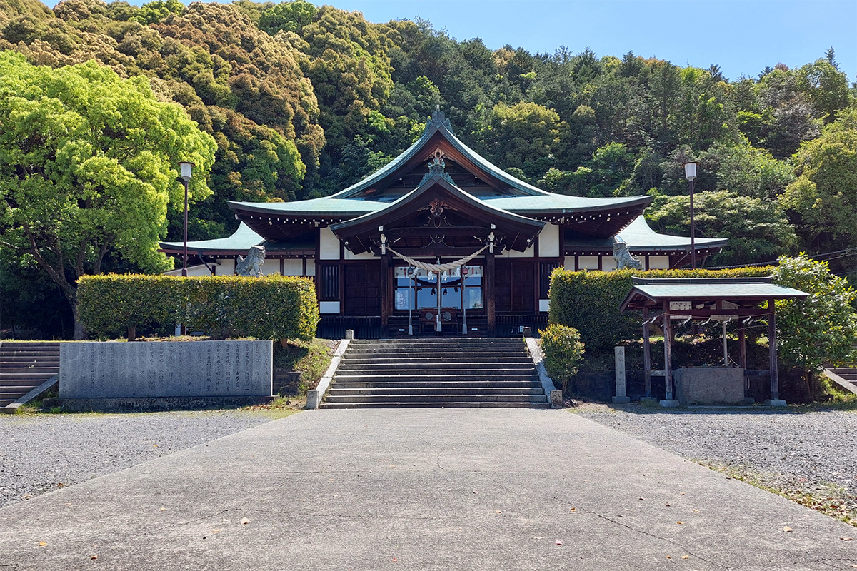 拝殿