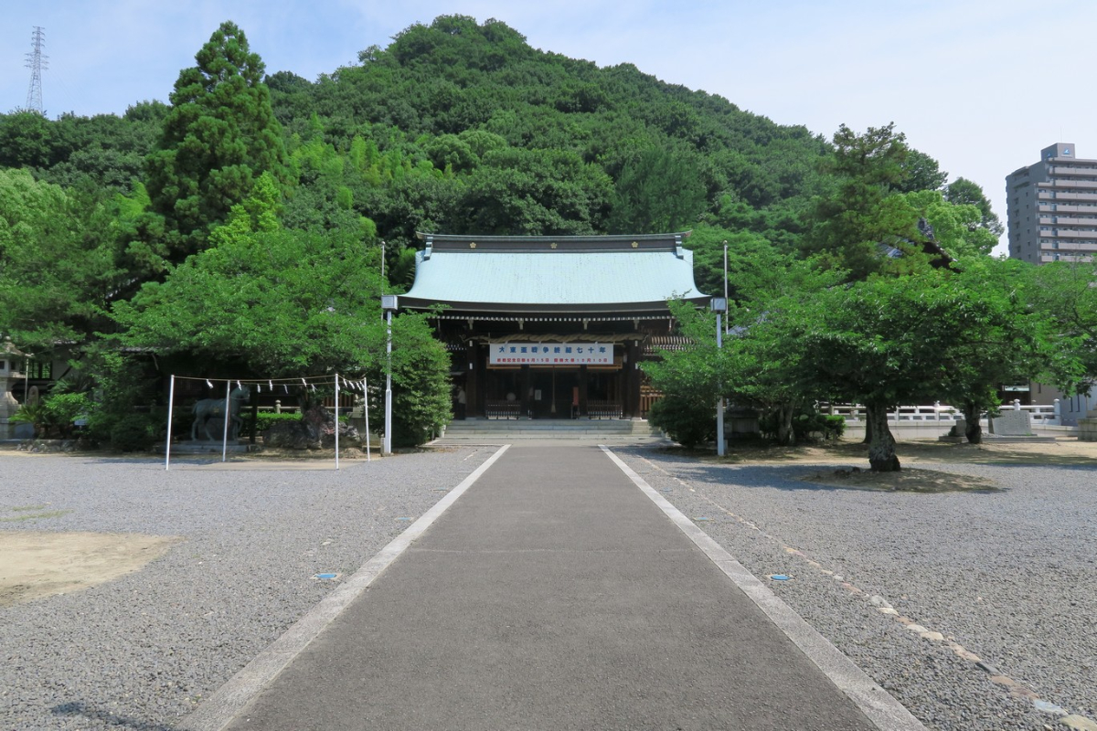 拝殿