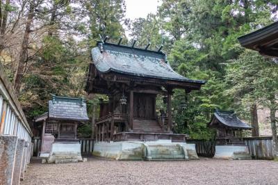岡太神社 社殿