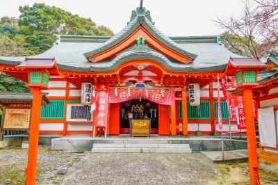 高良大社 大学稲荷神社 社殿