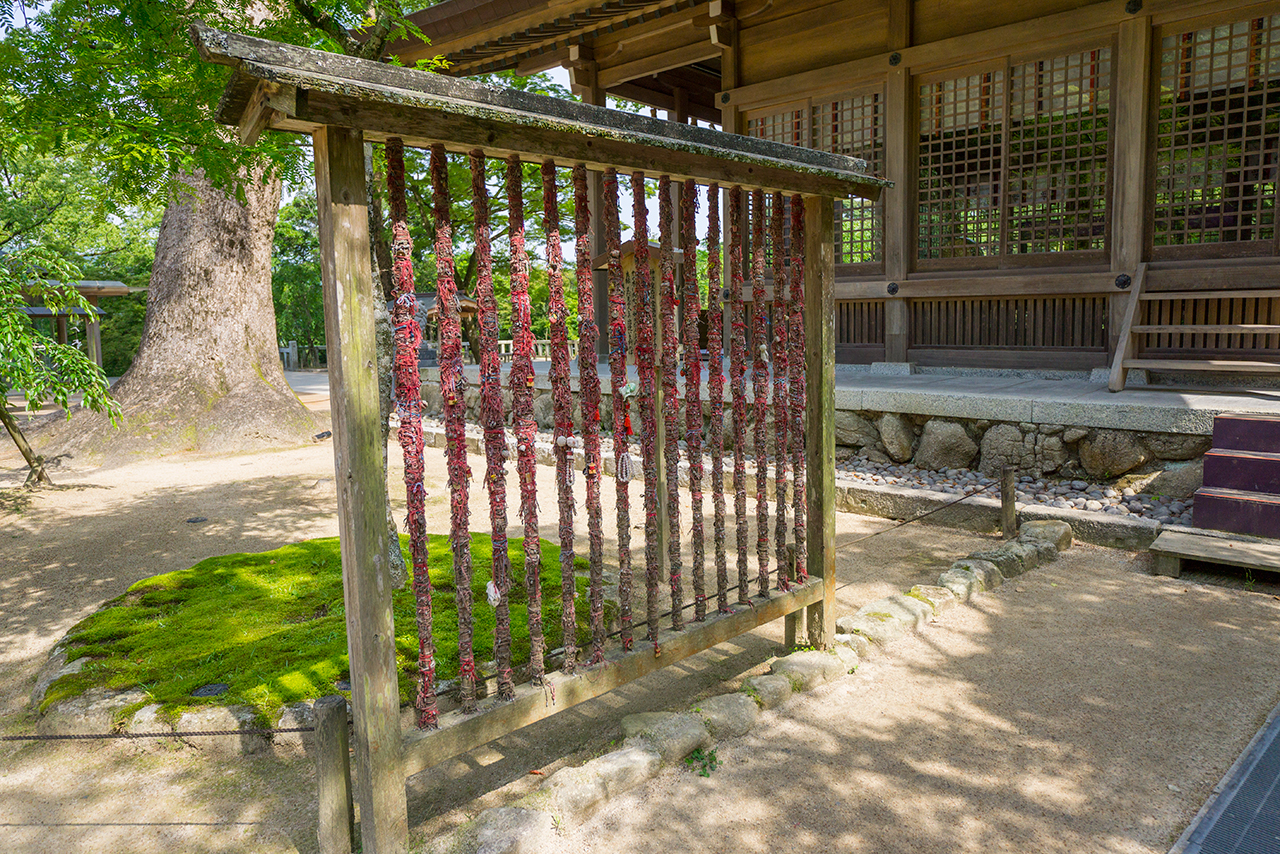 竈門神社 むすびの糸　結び所