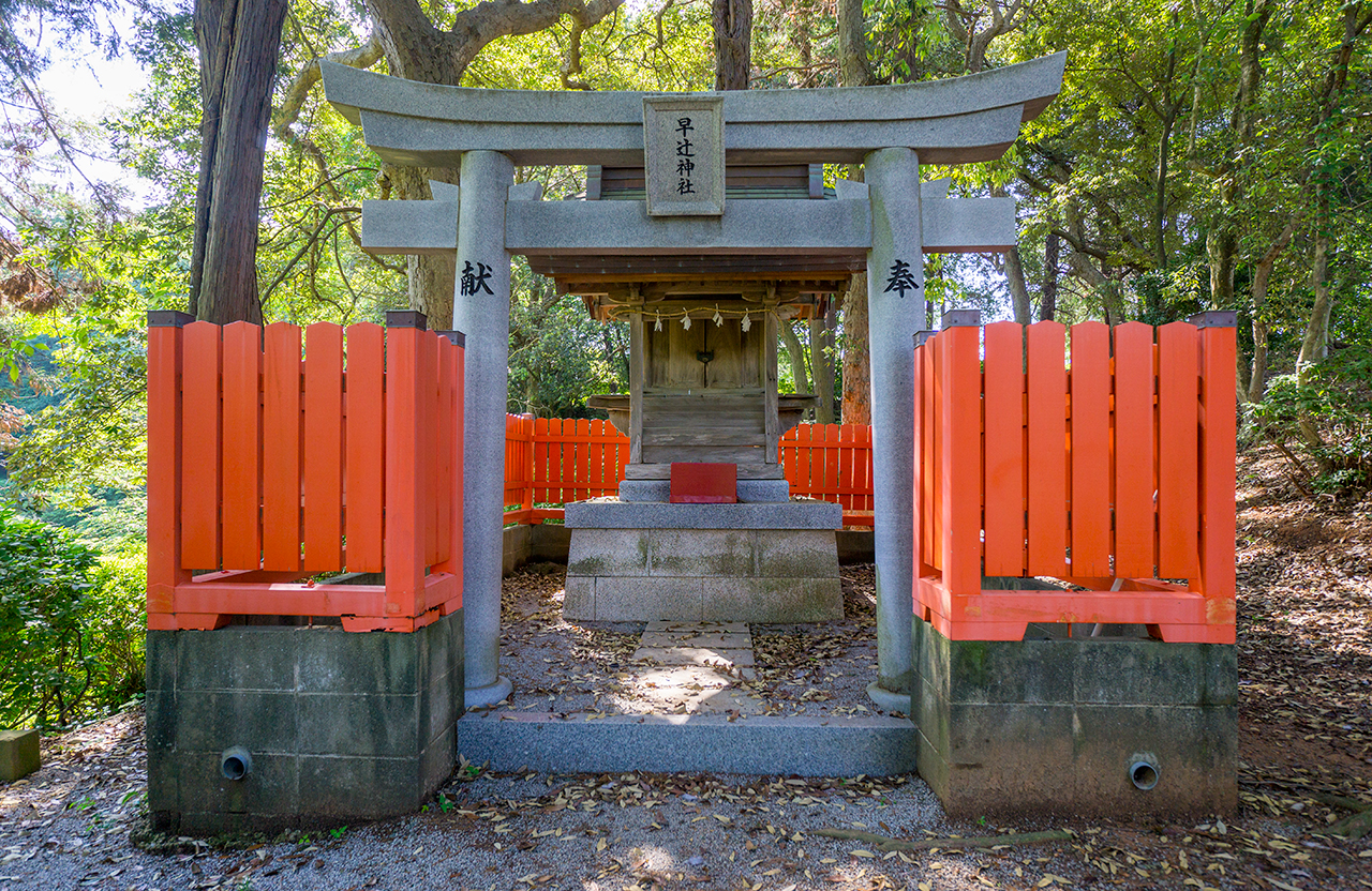 早辻神社 鳥居と社殿