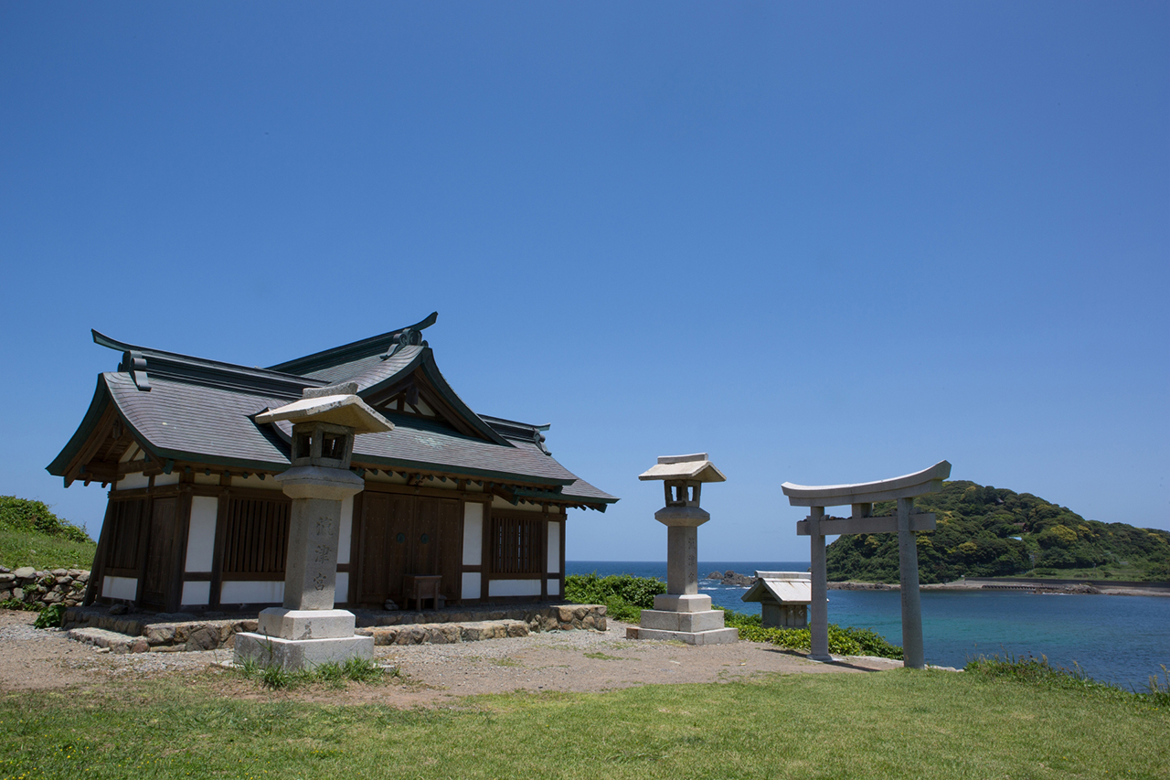 沖津宮遥拝所