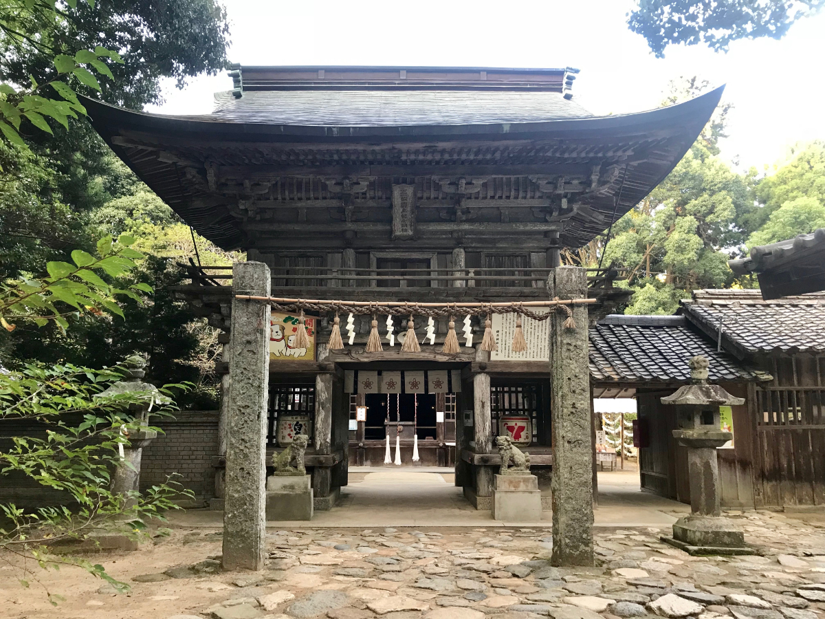 鳥居と楼門