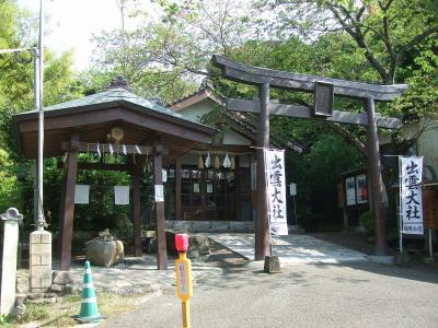 出雲大社福岡分院 鳥居と社殿