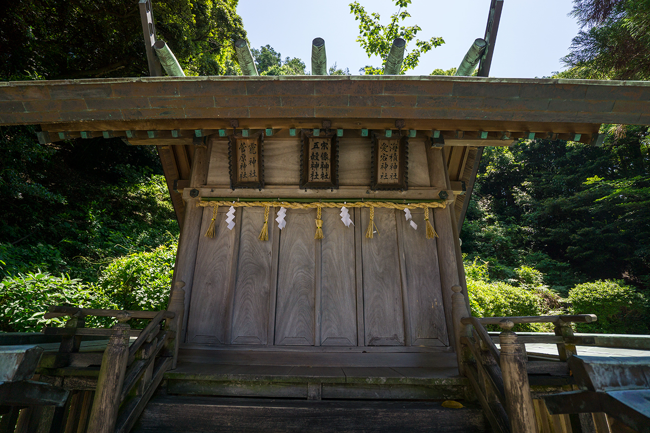六社神社 扁額