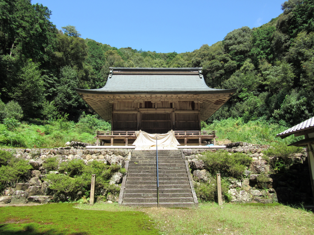 拝殿