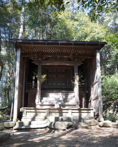 青阪神社 社殿