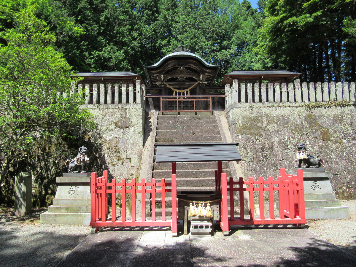 拝殿