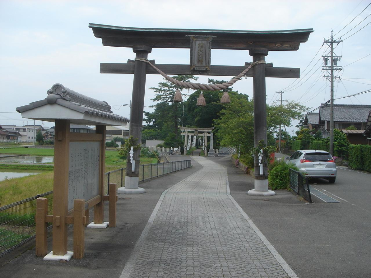 鳥居