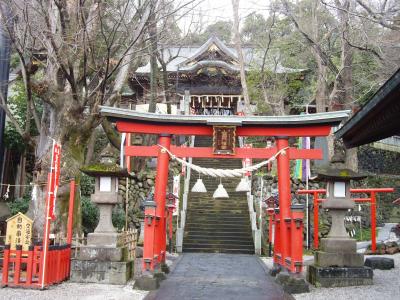 山名八幡宮 鳥居と拝殿