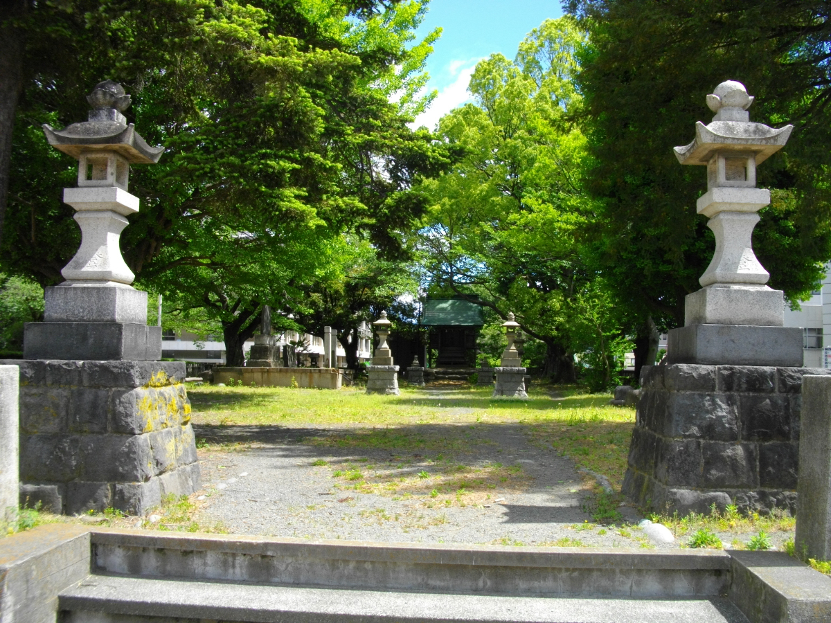 拝殿