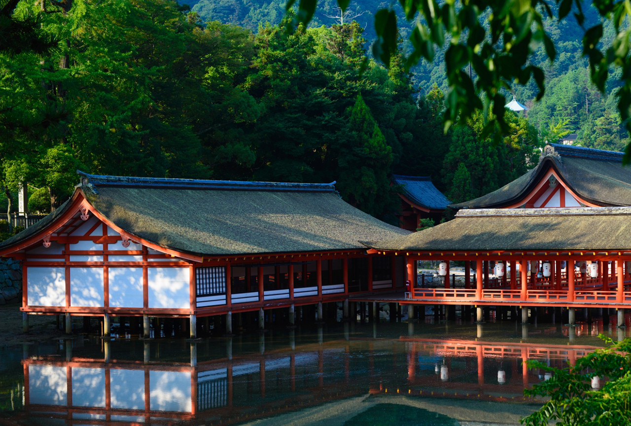 朝坐屋