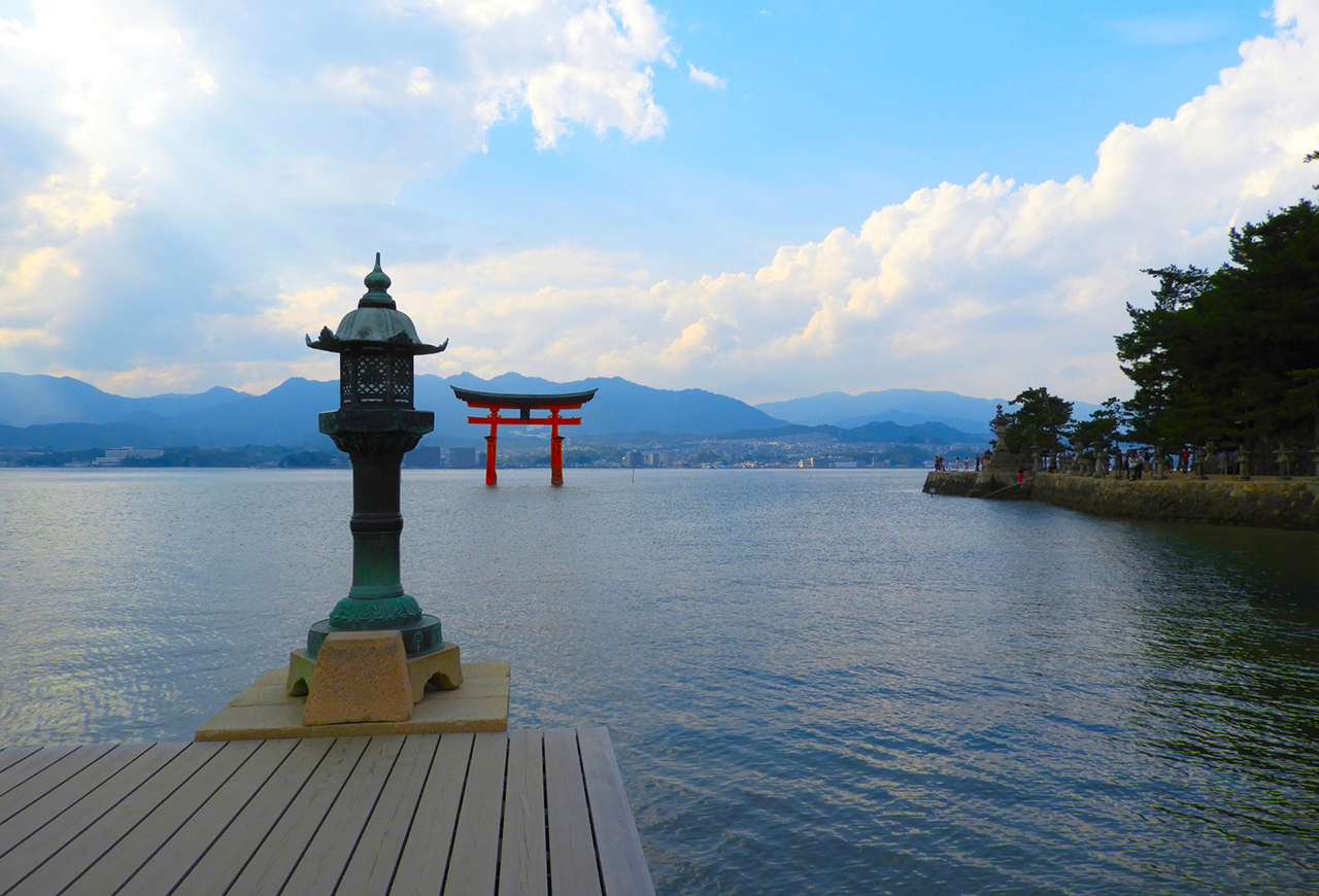 平舞台の先端