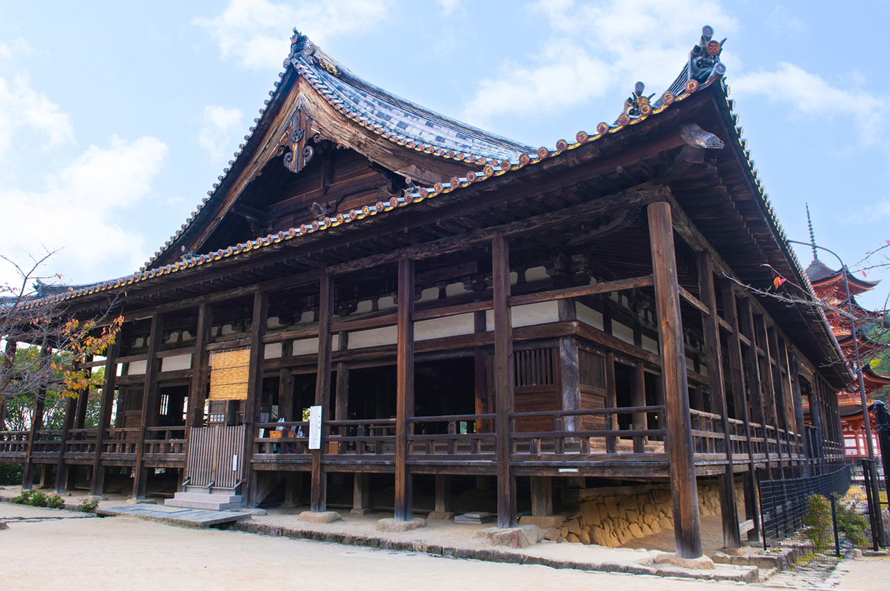 豊国神社 社殿正面