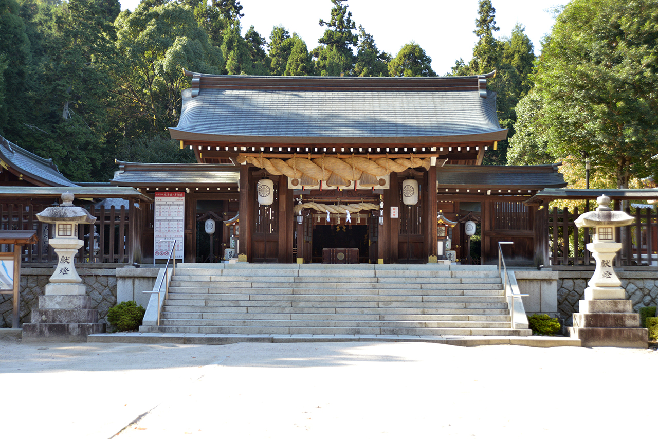 速谷神社 神門 正面