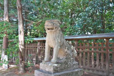 速谷神社 笑う狛犬