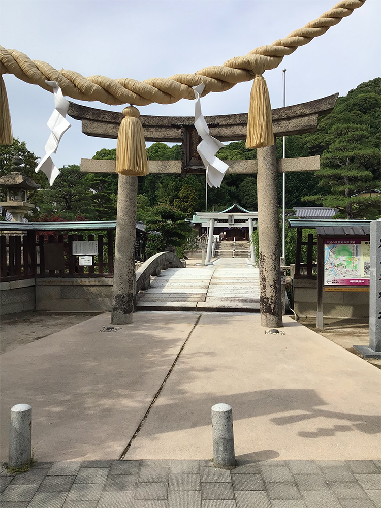 鳥居
