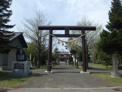 花畔神社 鳥居と拝殿