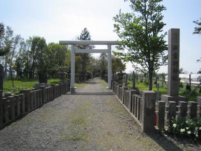 西当別神社 鳥居と参道
