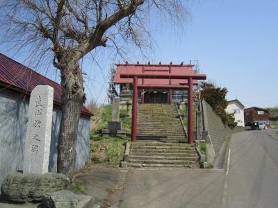 厚田神社 鳥居と拝殿