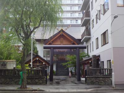 札幌祖霊神社 拝殿