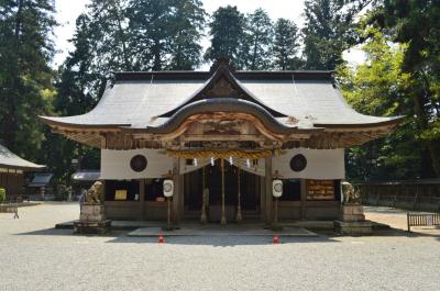 伊和神社 拝殿
