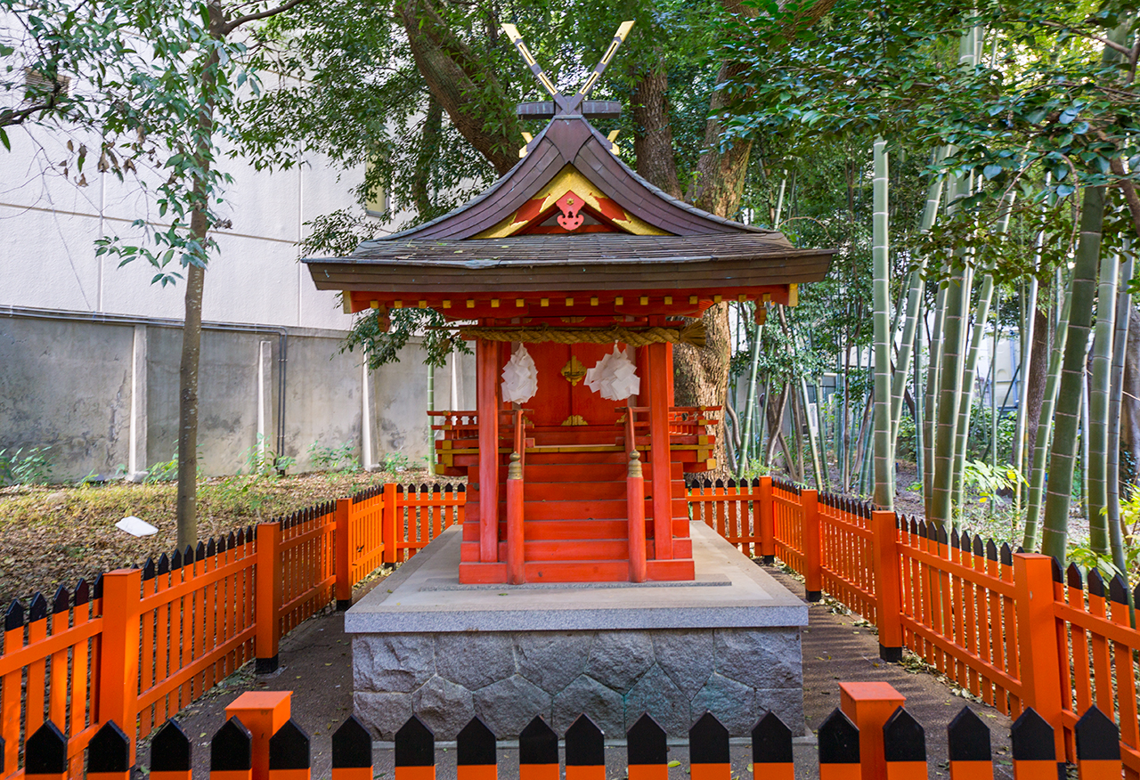 生田神社 生田森坐社 社殿